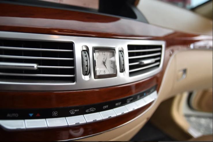 Mercedes-Benz S • 2009 • 130,000 km 7