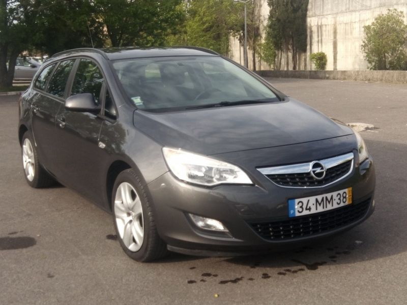 Opel Astra • 2011 • 199,920 km 1