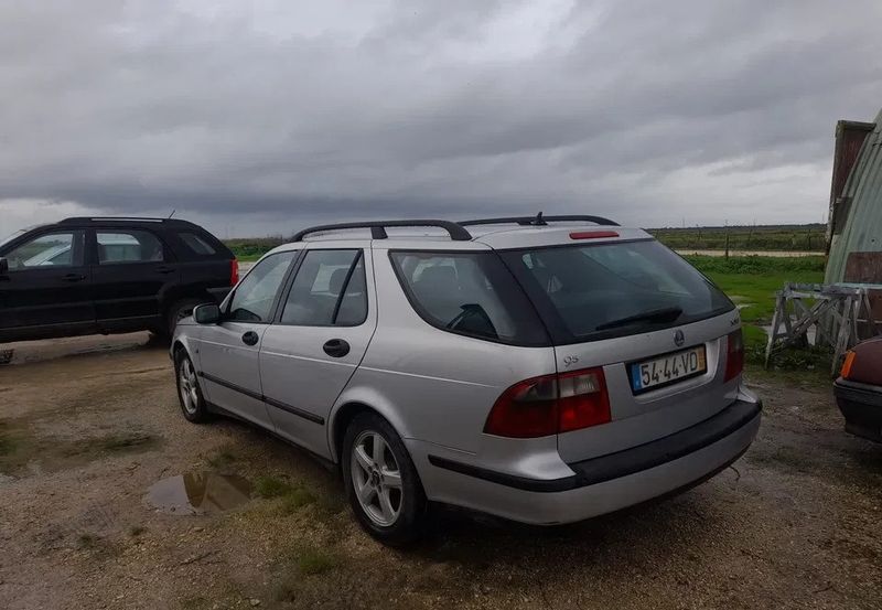 Saab 9-5 • 2003 • 279,000 km 1