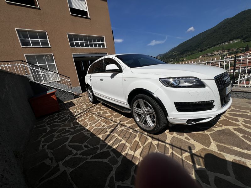 Audi Q7 • 2010 • 256,000 km 7