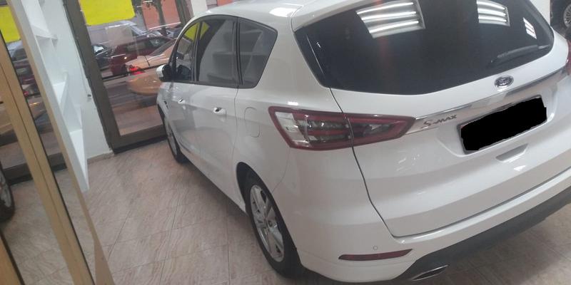 Ford S-Max • 2016 • 119,000 km 3
