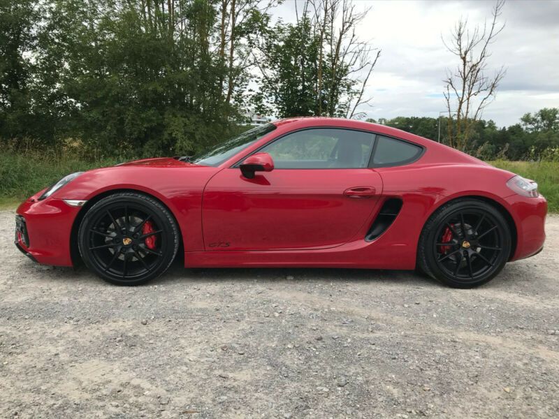Porsche Cayman • 2016 • 55,000 km 2