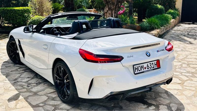 BMW Z4 • 2021 • 34,000 km 7