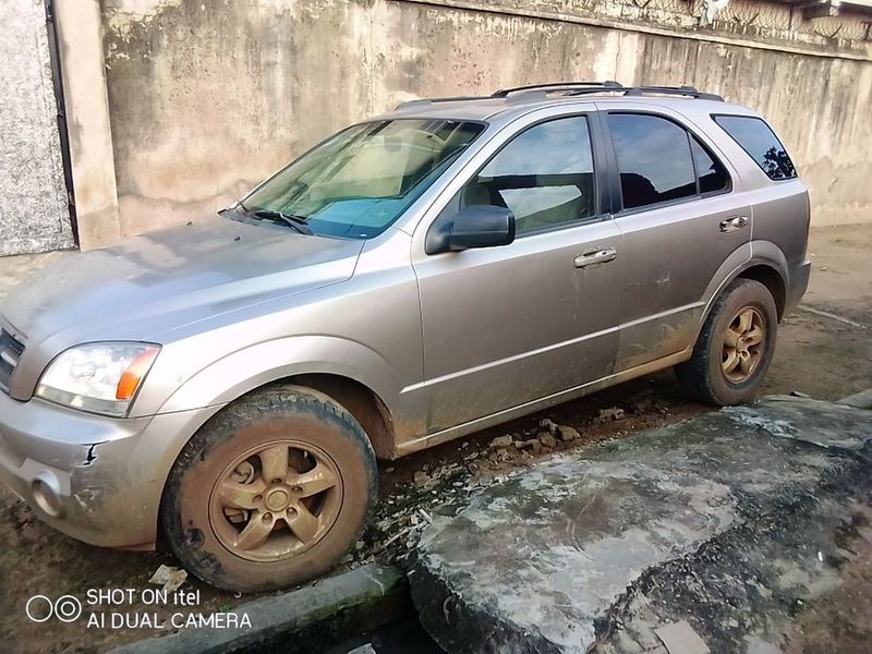 Kia Sorento • 2005 • 20,023 km 3