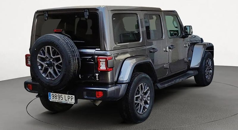 Jeep Wrangler • 2021 • 73,610 km 3