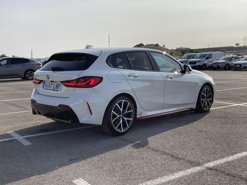 BMW 1 Series • 2021 • 97,297 km 5