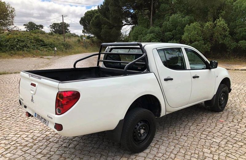 Mitsubishi L200 • 2010 • 250,000 km 7