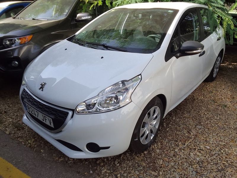 Peugeot 2008 • 2015 • 160,000 km 2