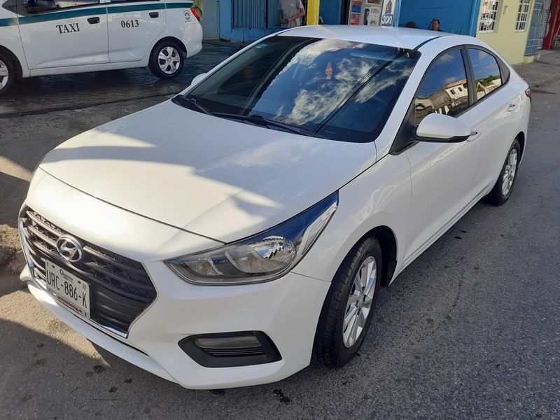 Hyundai Accent • 2018 • 79,900 km 3
