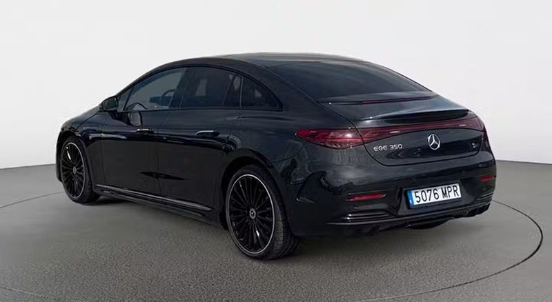 Mercedes-Benz E-Class • 2024 • 16,566 km 4