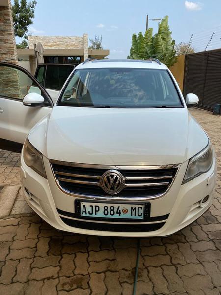 Volkswagen Tiguan • 2009 • 52,000 km 11