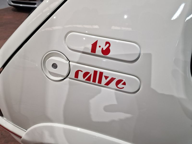 Peugeot 205 • 1992 • 102,500 km 8