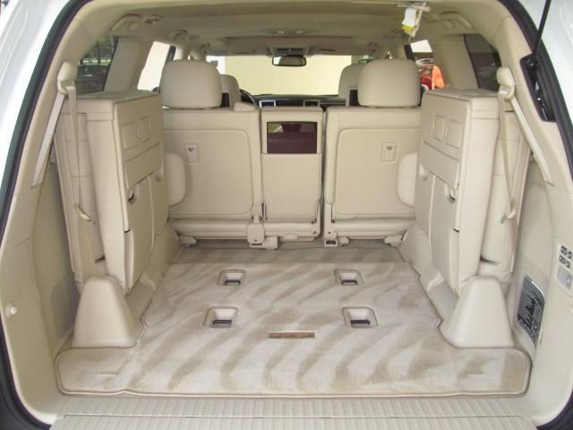 Lexus LX • 2013 • 17,677 km 6