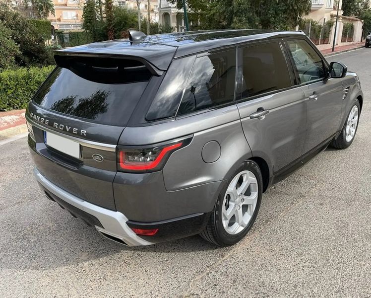 Land Rover Range Rover Sport • 2019 • 60,570 km 6