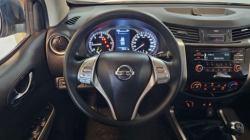 Nissan Navara • 2018 • 69,808 km 8
