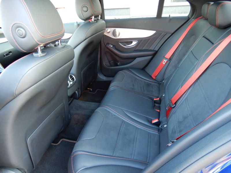 Mercedes-Benz C-Class • 2016 • 79,101 km 5