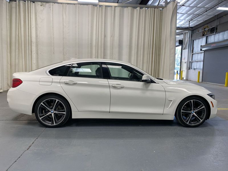 BMW 4 Series • 2019 • 16,421 km 3