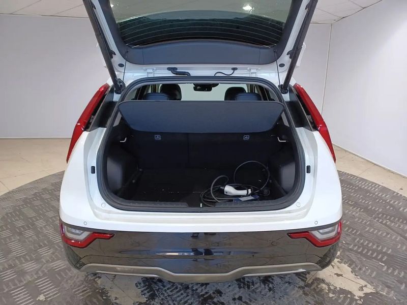 Kia Soul EV • 2023 • 15,541 km 4