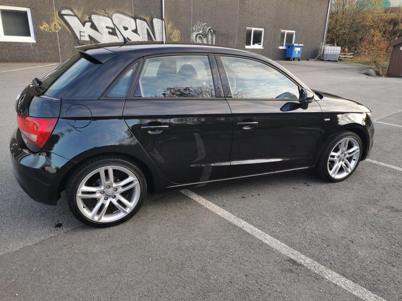 Audi A1 • 2013 • 90,309 km 4
