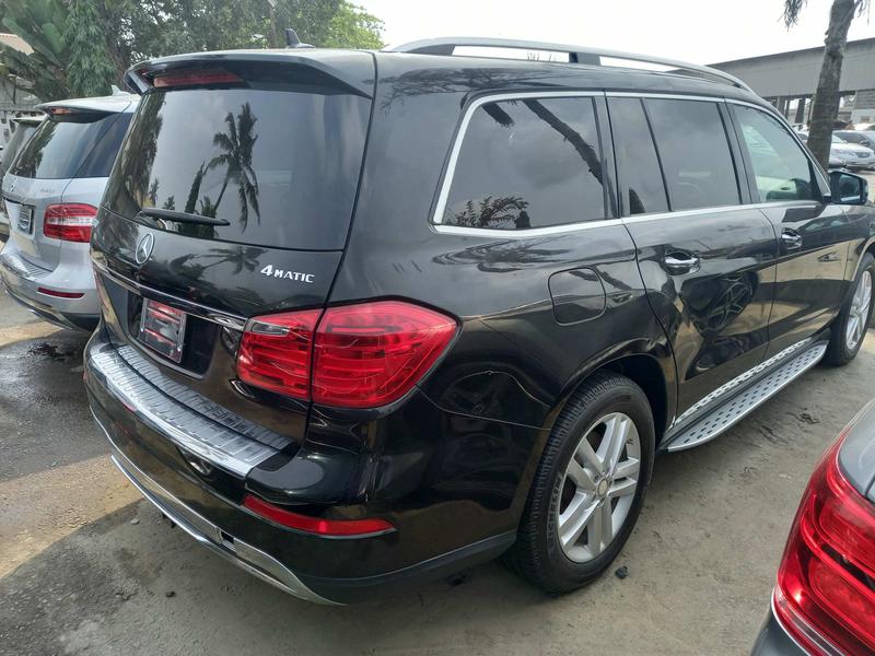 Mercedes-Benz GL • 2014 • 43,103 km 9