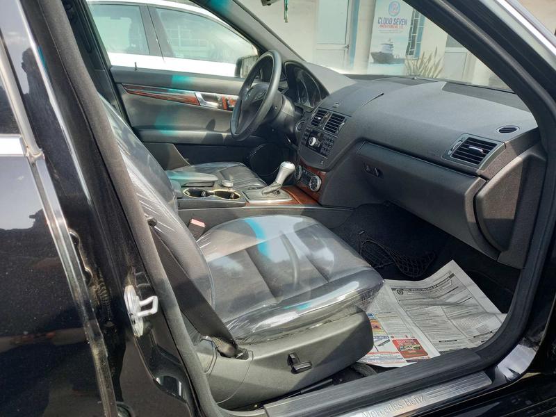 Mercedes-Benz C • 2010 • 69,811 km 6