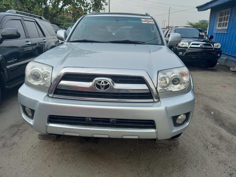 Toyota 4 Runner Limited • 2008 • 67,532 km 3