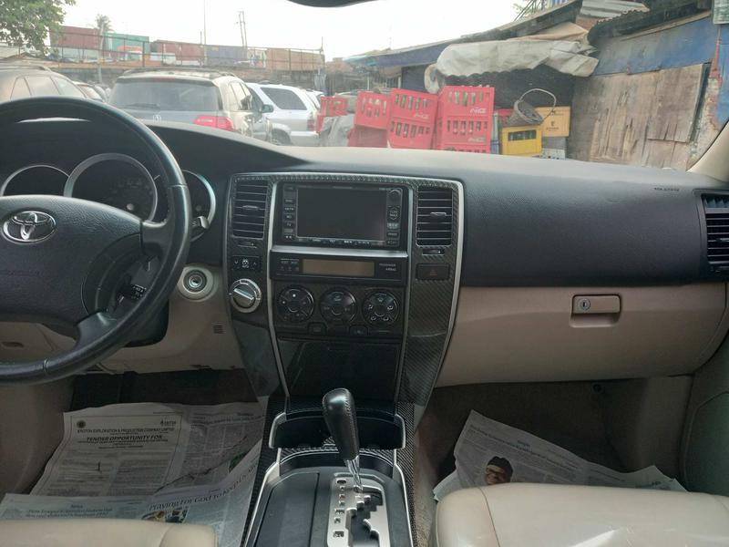 Toyota 4 Runner Limited • 2008 • 67,532 km 7