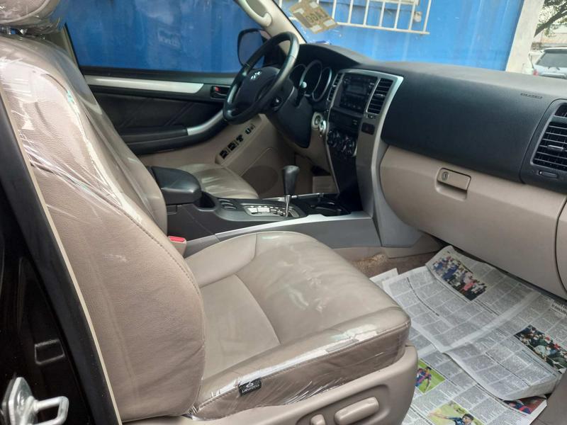 Toyota 4-Runner • 2008 • 63,294 km 10