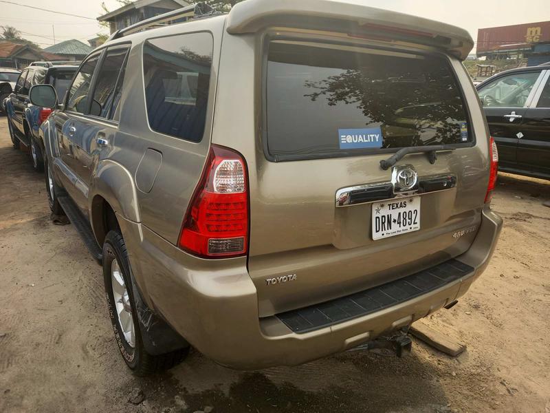 Toyota 4-Runner • 2008 • 67,430 km 3
