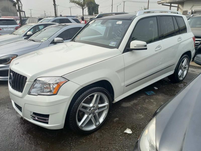Mercedes-Benz GLK • 2012 • 53,204 km 2
