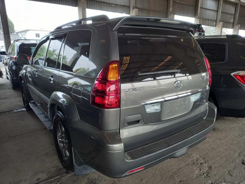 Lexus GX • 2007 • 61,294 km 5