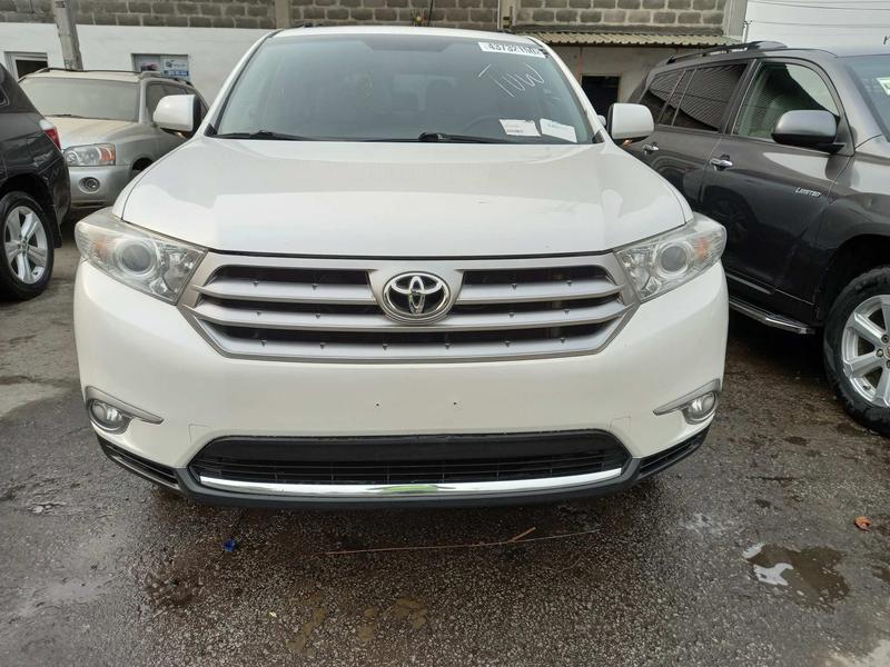 Toyota Highlander • 2013 • 58,219 km 3