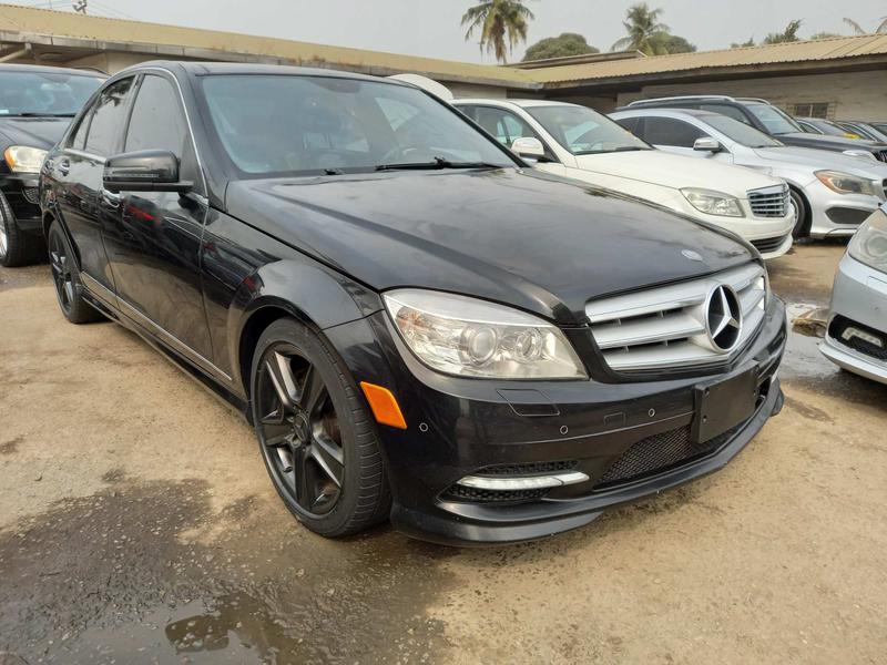 Mercedes-Benz C • 2009 • 68,429 km 4