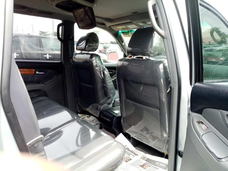 Lexus GX • 2006 • 73,959 km 4