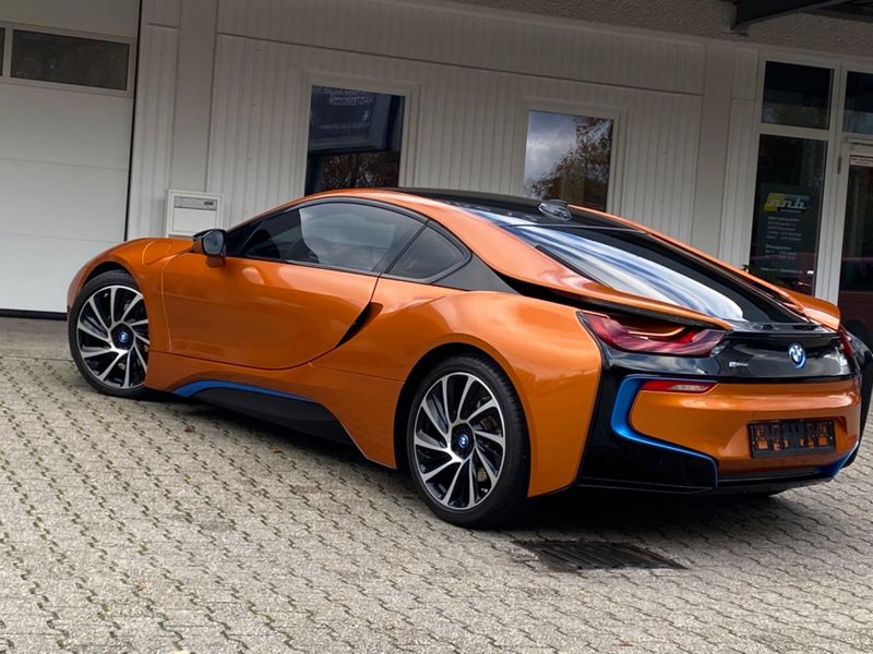 BMW i8 • 2015 • 132,108 km 10