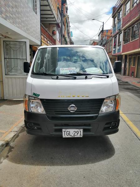 Nissan 100 NX • 2012 • 180,000 km 3