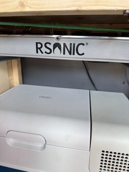 Volkswagen Multivan • 2009 • 278,000 km 11