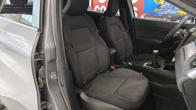 Mitsubishi ASX • 2024 • 23,155 km 19