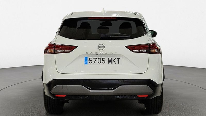 Nissan Qashqai • 2023 • 42,000 km 12
