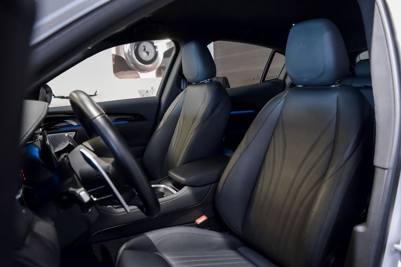 Maserati Coupe • 2022 • 19,900 km 8