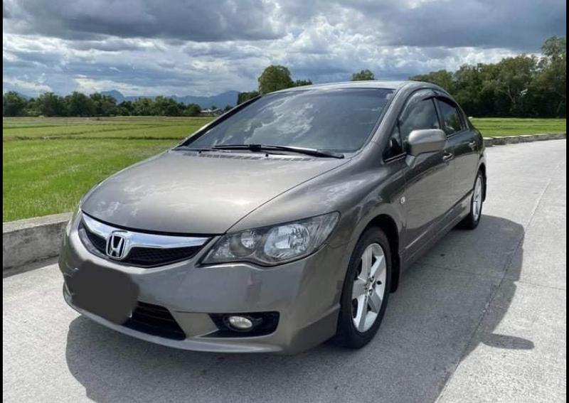 Honda Civic • 2009 • 200,000 km 9