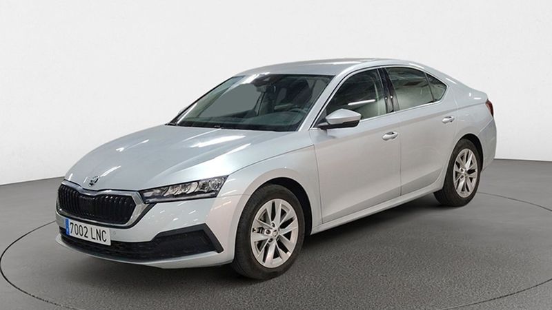 Škoda Octavia • 2021 • 55,279 km 1