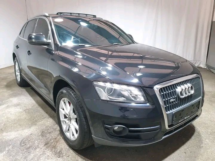 Audi Q5 • 2017 • 21 km 1
