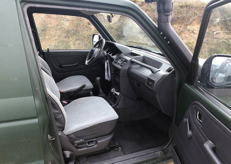 Mitsubishi Pajero • 1991 • 190,000 km 4