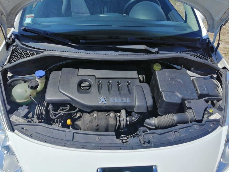 Peugeot 207 • 2008 • 190,000 km 4
