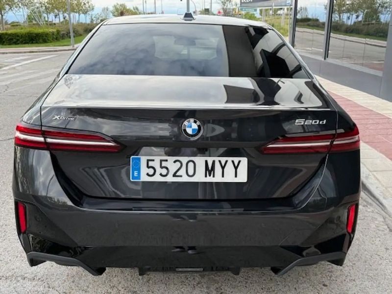 BMW 5 Series • 2024 • 11,000 km 4