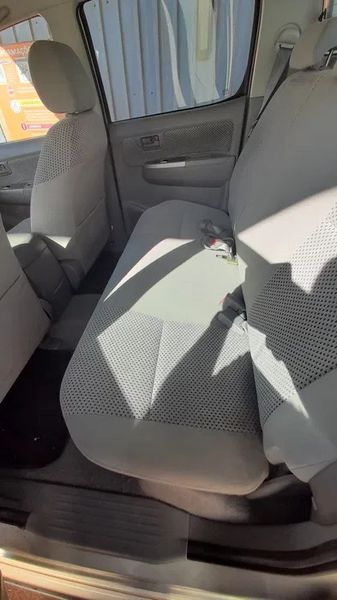 Toyota Hilux • 2007 • 213,000 km 6