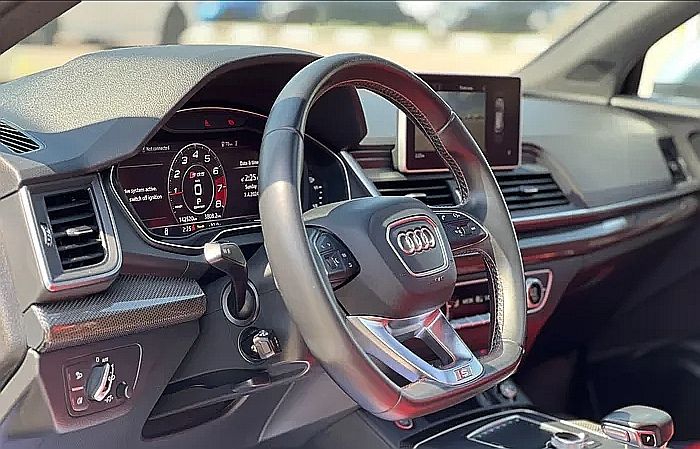 Audi Q5 • 2018 • 149,000 km 6