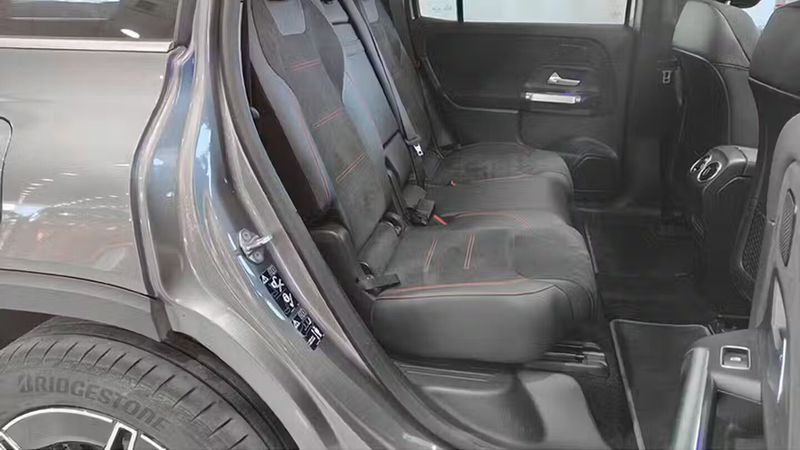 Mercedes-Benz Class B • 2022 • 29,365 km 26