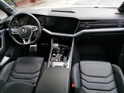 Volkswagen Touareg • 2018 • 170,000 km 4